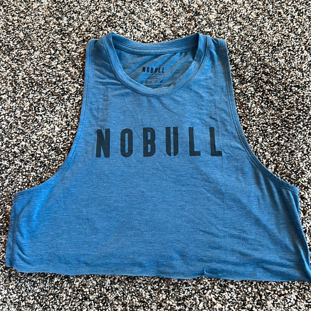 No Bull cropped work out tank top